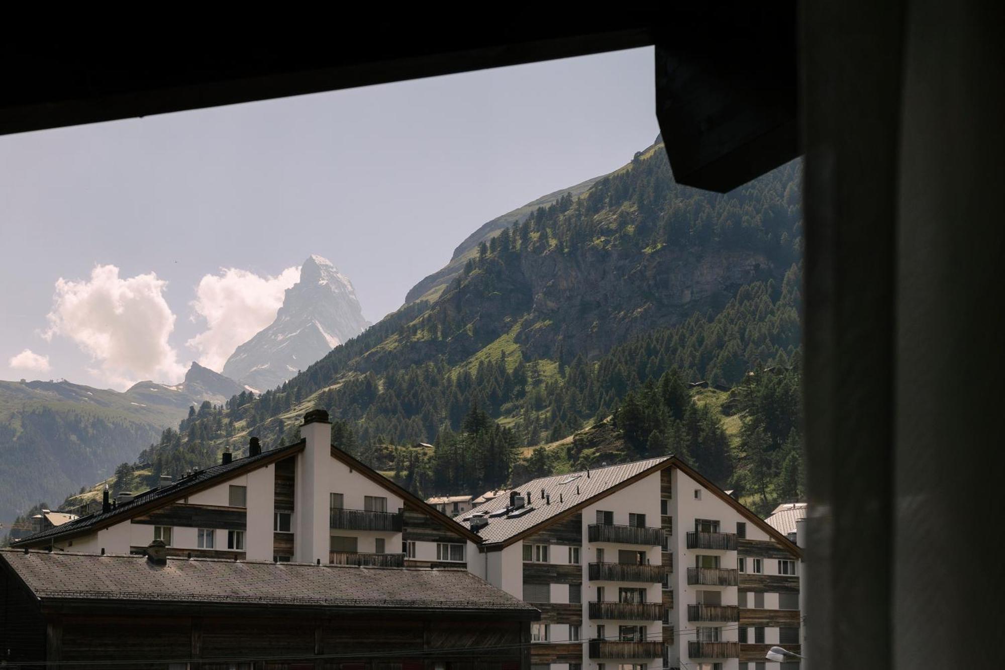 Schloss Zermatt - Cbd & Adaptogenic Spa And Sport Hotel מראה חיצוני תמונה