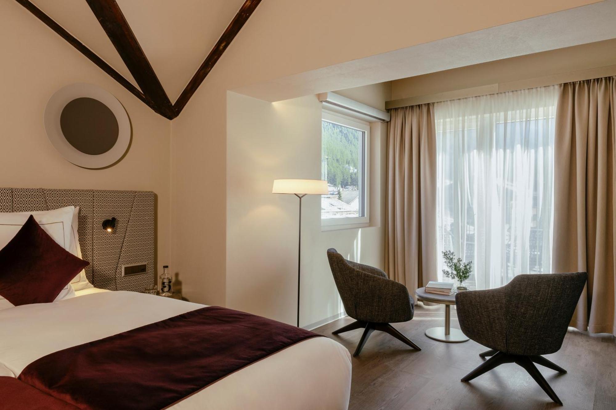 Schloss Zermatt - Cbd & Adaptogenic Spa And Sport Hotel מראה חיצוני תמונה